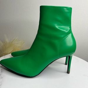 Jeffrey Campbell Green Ankle booties : leather only worn once ‘!
